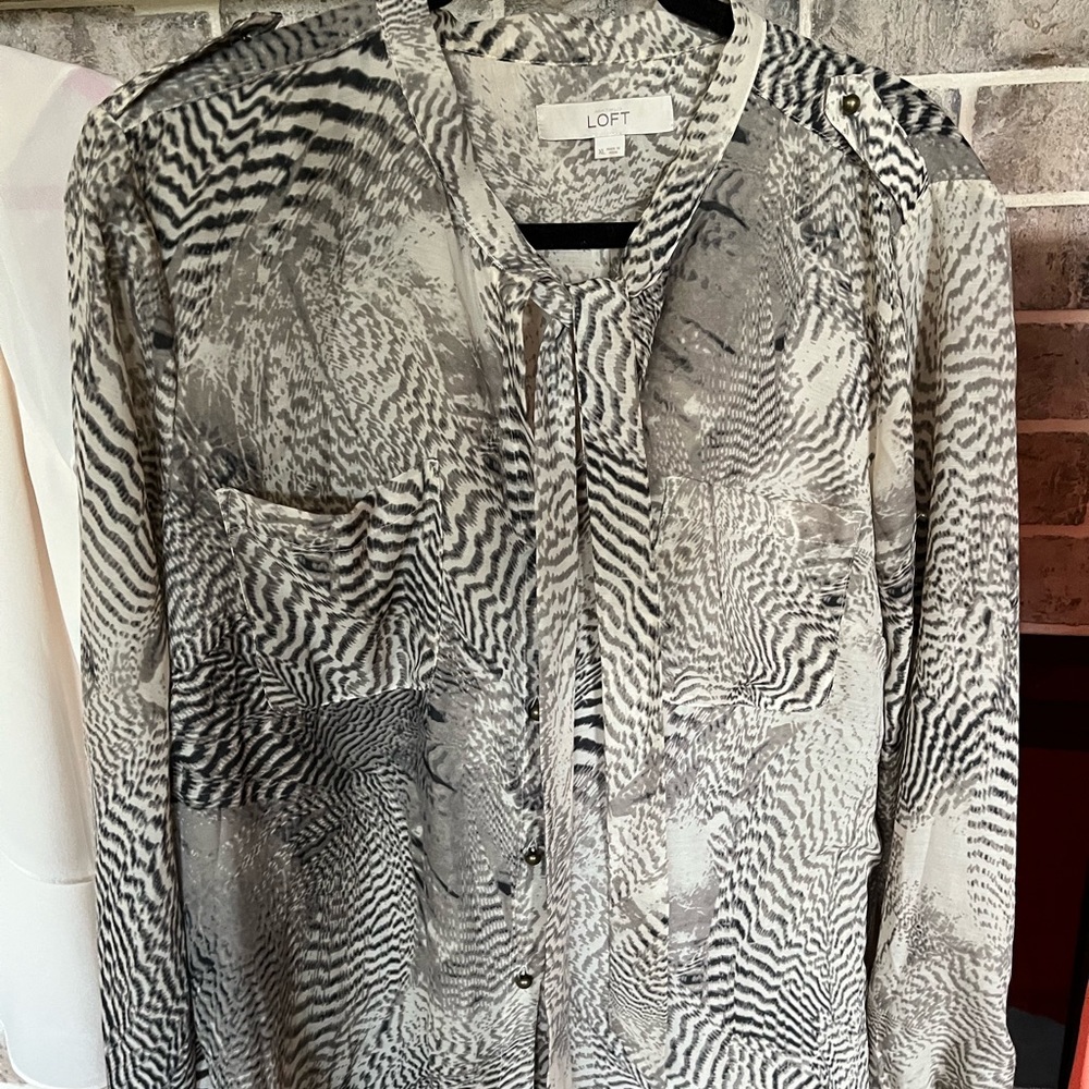 LOFT Snakeskin print top XL